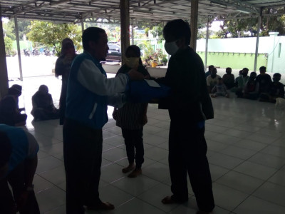 Pembagian Zakat Fitrah 1441 H