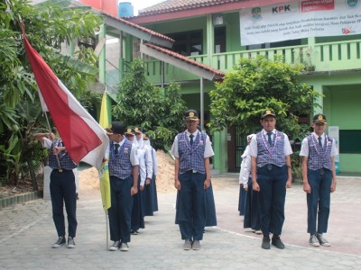 Pelantikan OSIS SMP PGRI Astra Insani Tahun 2022