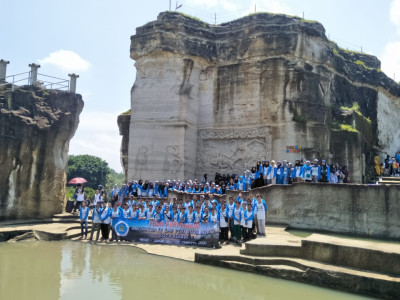 TOUR PERPISAHAN ANGKATAN IV (14) 