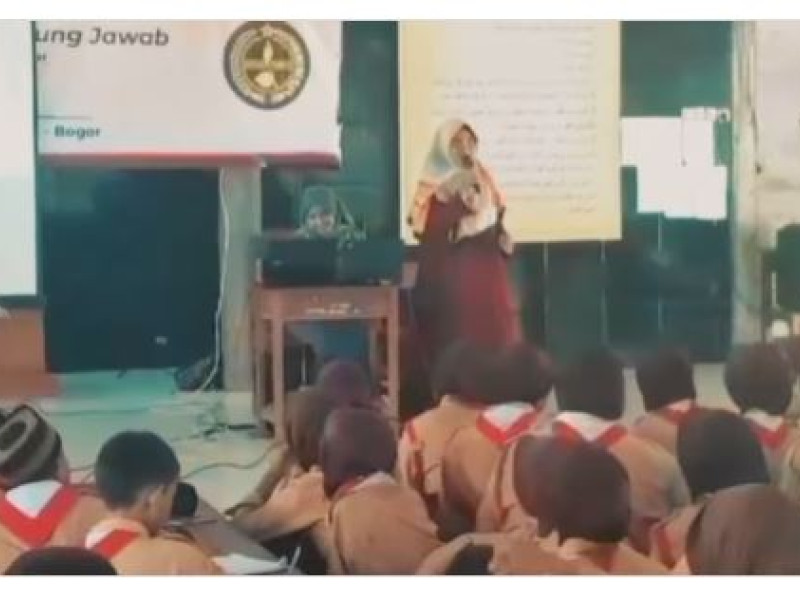 Kegiatan Orientasi Kepramukaan & Latihan Dasar Kepemimpinan Siswa